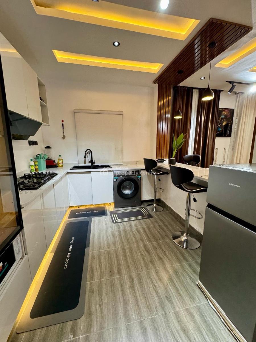 Lovely 1 Bedroom Bedroom Stand Alone Apartment with Smart Lock, Lekki Phase 1, Lekki, Lagos, Flat / Apartment Short Let