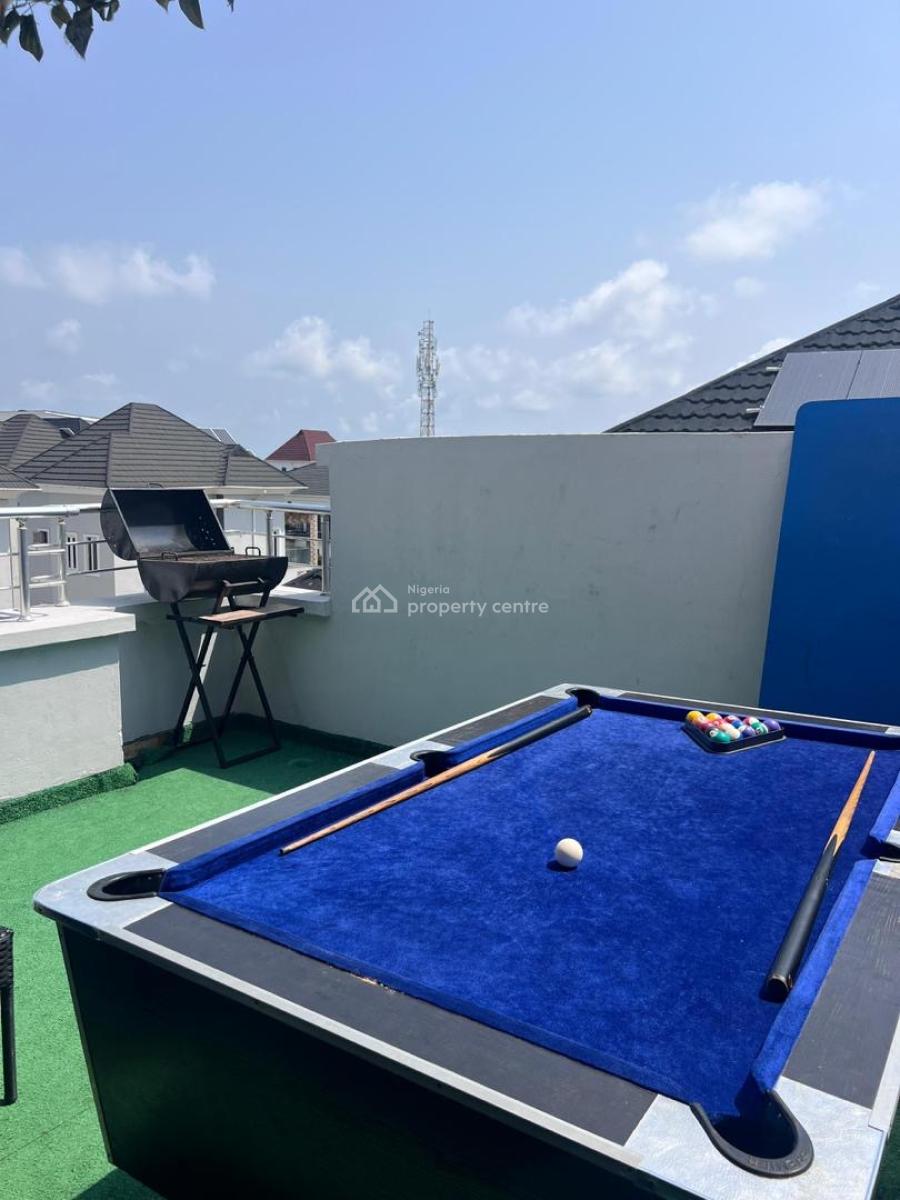 a Very Sweet and Spacious Stand Alone Apartment Located in a Serene a, Lekki Phase 1, Lekki, Lagos, Flat / Apartment Short Let