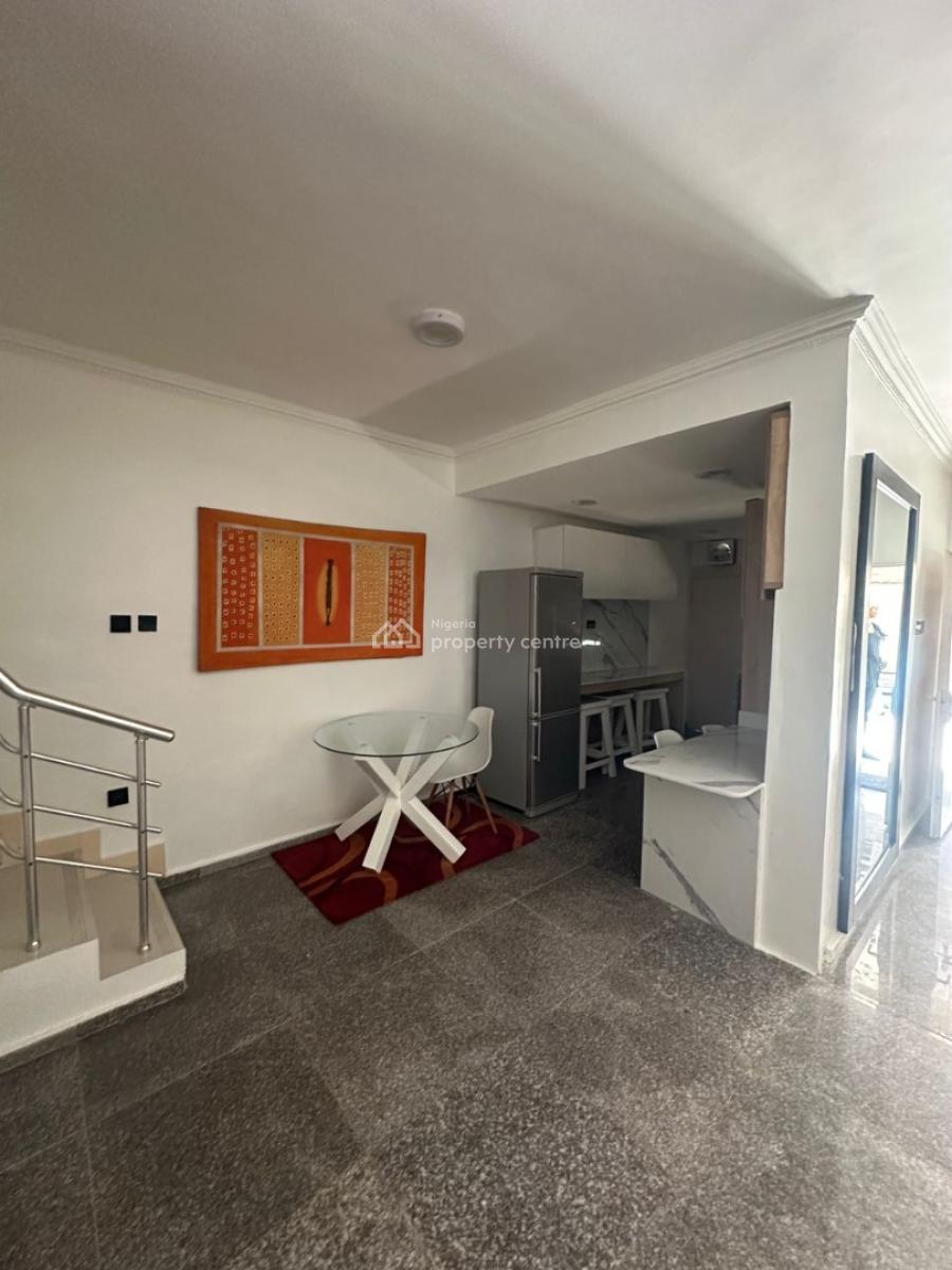 Clean & Spacious Newly Renovated Unfurnished 2-bedroom Terrace with Sw, Ikoyi, Lagos, Terraced Duplex for Rent