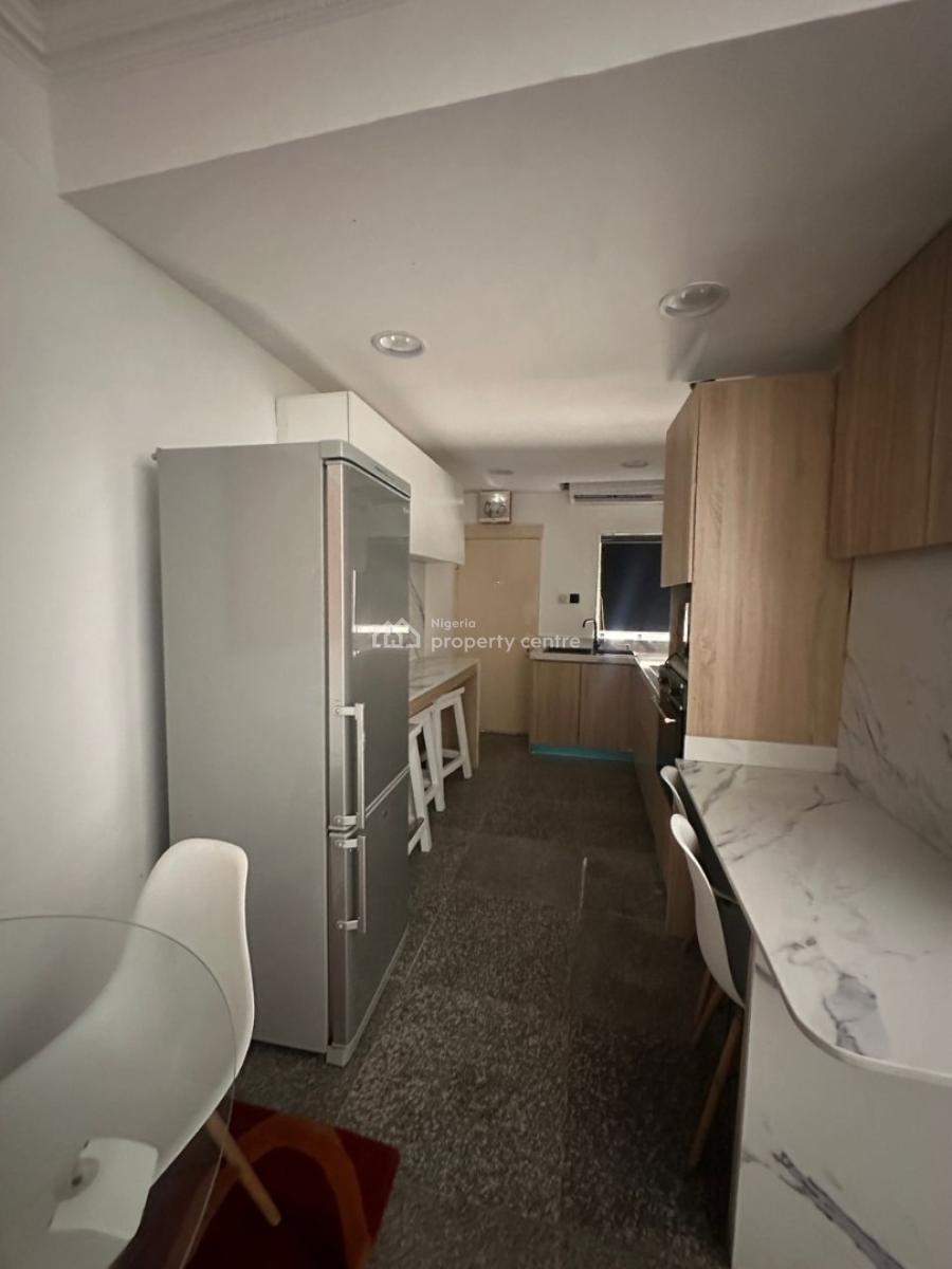 Clean & Spacious Newly Renovated Unfurnished 2-bedroom Terrace with Sw, Ikoyi, Lagos, Terraced Duplex for Rent