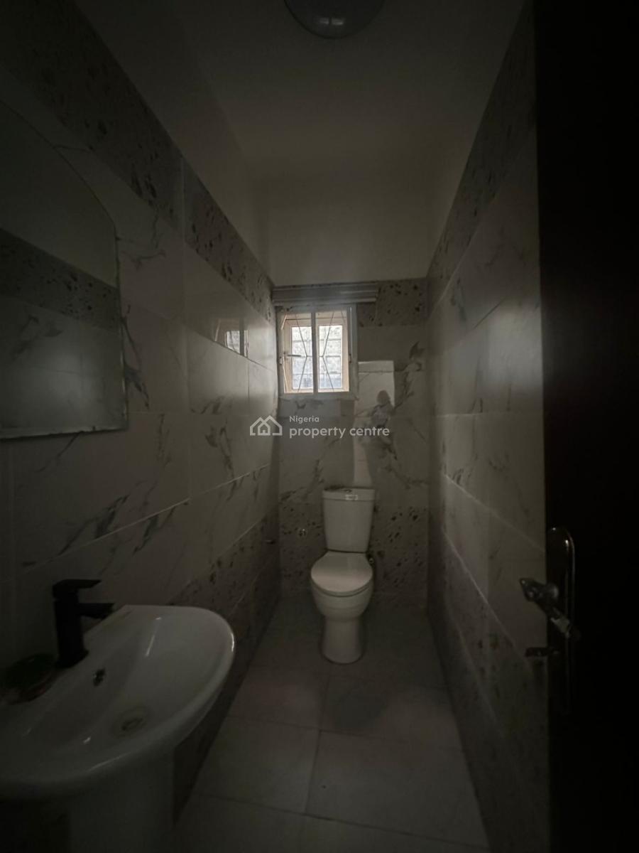 Clean & Spacious Newly Renovated Unfurnished 2-bedroom Terrace with Sw, Ikoyi, Lagos, Terraced Duplex for Rent