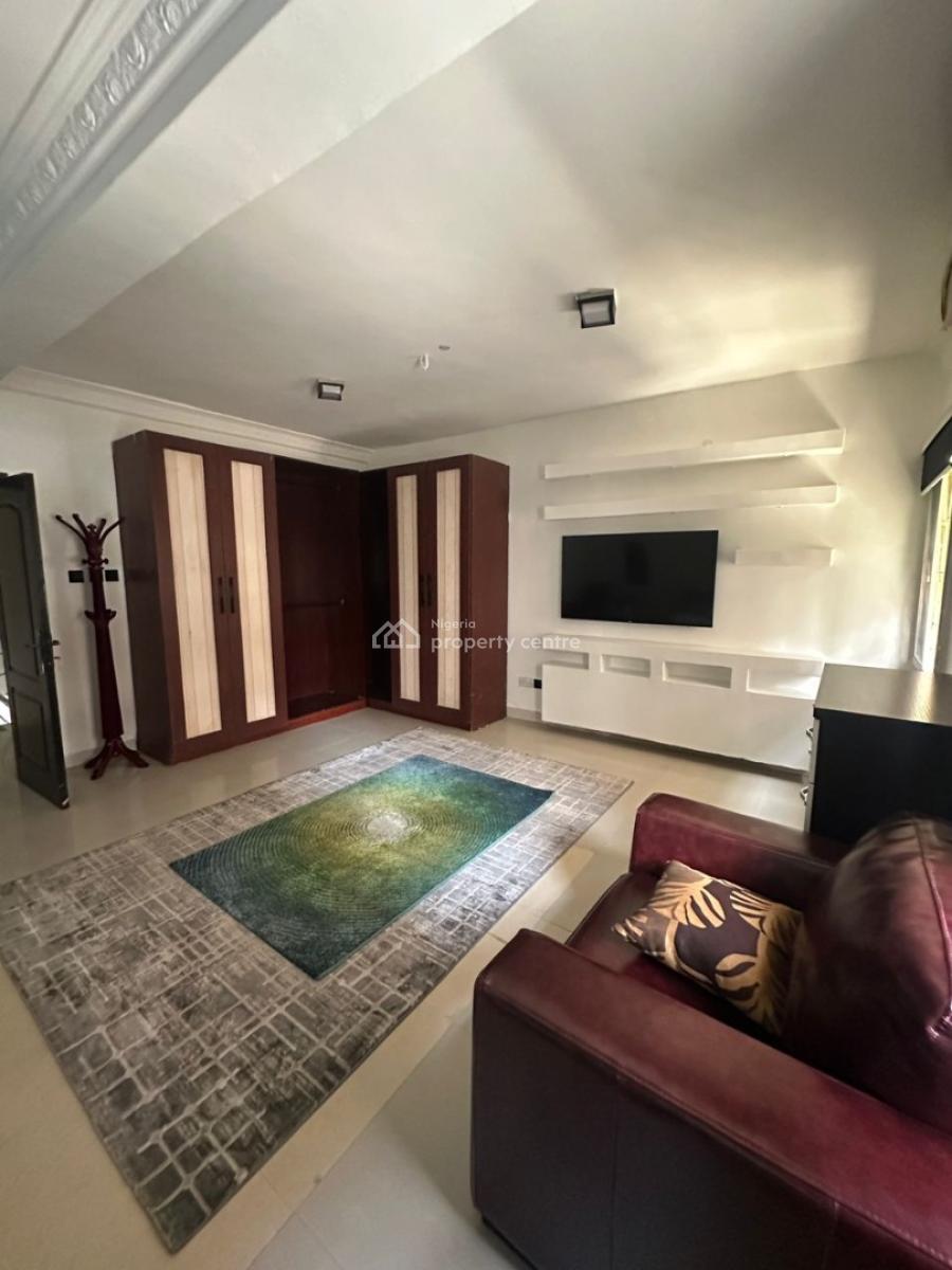 Clean & Spacious Newly Renovated Unfurnished 2-bedroom Terrace with Sw, Ikoyi, Lagos, Terraced Duplex for Rent