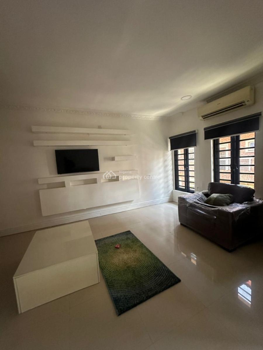 Clean & Spacious Newly Renovated Unfurnished 2-bedroom Terrace with Sw, Ikoyi, Lagos, Terraced Duplex for Rent