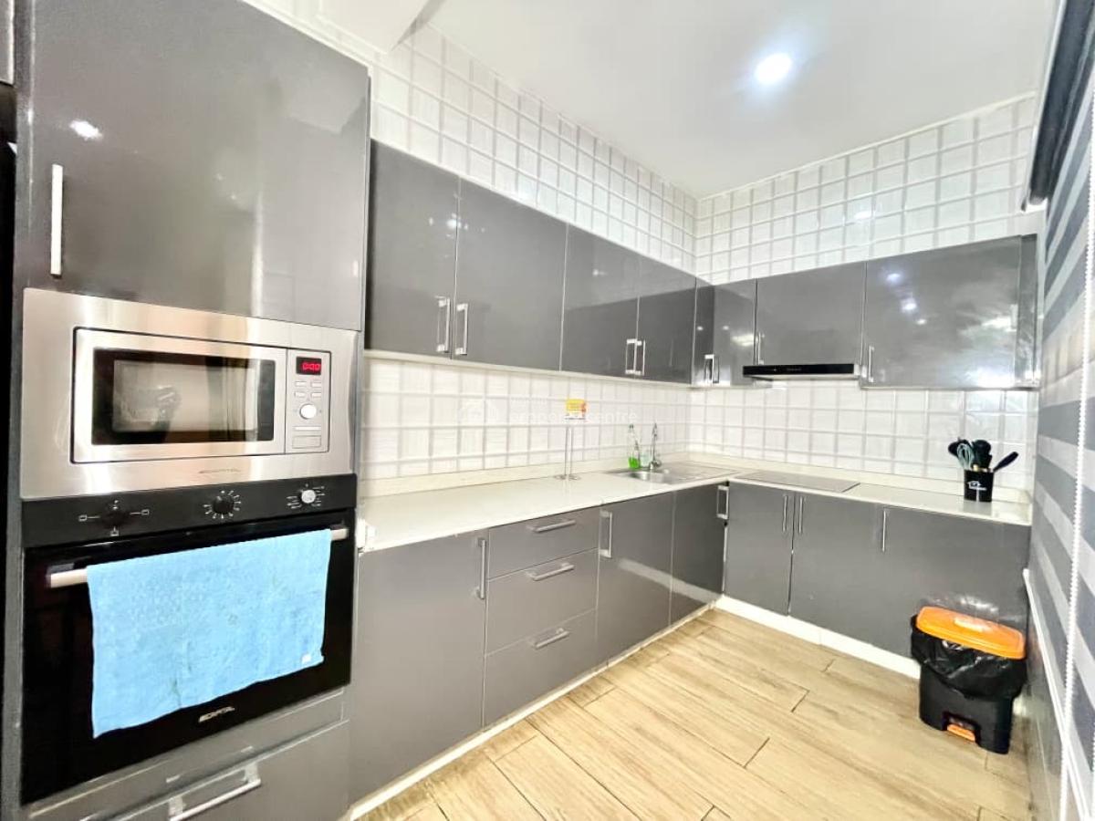 Nicely Furnished 1 Bedroom Maisonette Penthouse, Lekki Expressway, Lekki, Lagos, Flat / Apartment Short Let