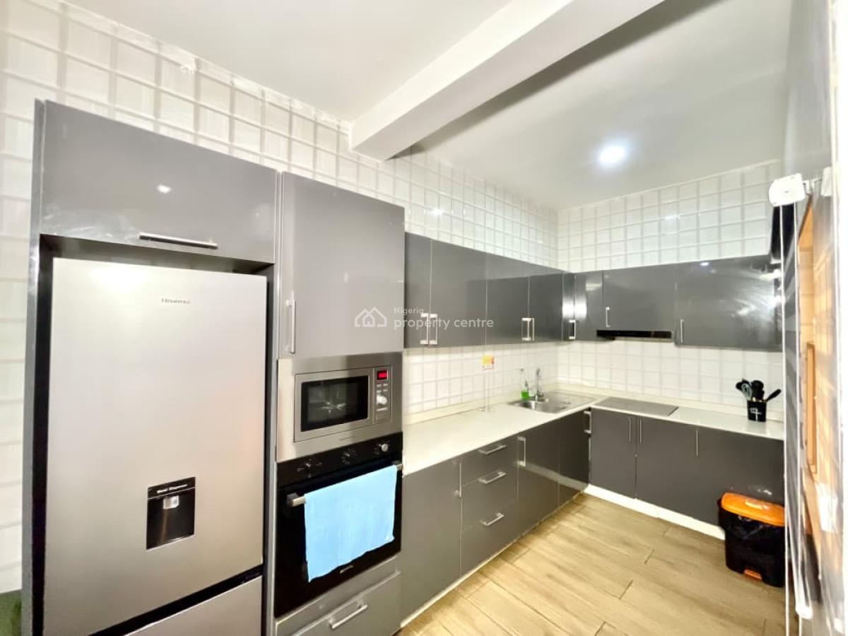 Nicely Furnished 1 Bedroom Maisonette Penthouse, Lekki Expressway, Lekki, Lagos, Flat / Apartment Short Let