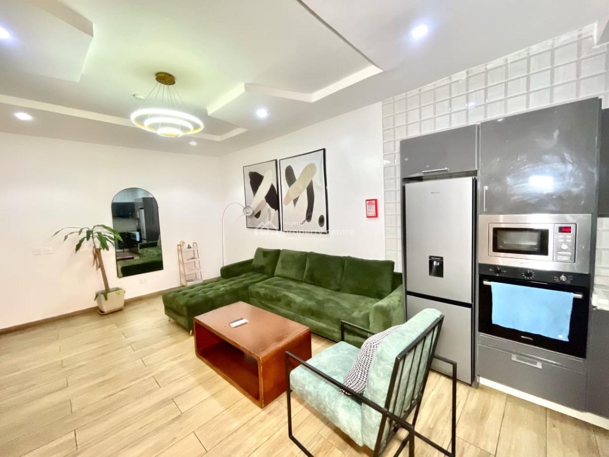 Nicely Furnished 1 Bedroom Maisonette Penthouse, Lekki Expressway, Lekki, Lagos, Flat / Apartment Short Let