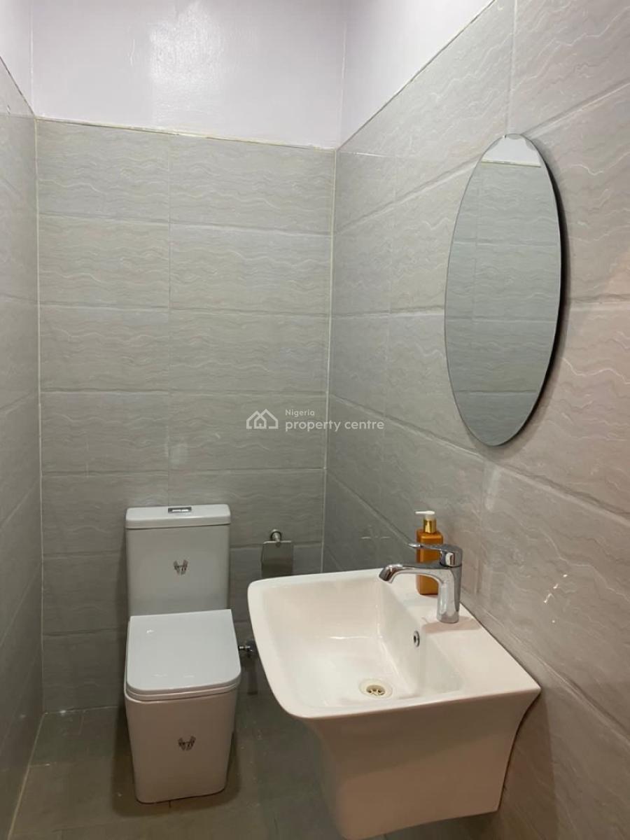 Nicely Furnished 1 Bedroom Maisonette Penthouse, Lekki Expressway, Lekki, Lagos, Flat / Apartment Short Let