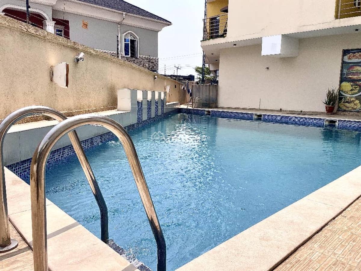Nicely Furnished 1 Bedroom Maisonette Penthouse, Lekki Expressway, Lekki, Lagos, Flat / Apartment Short Let