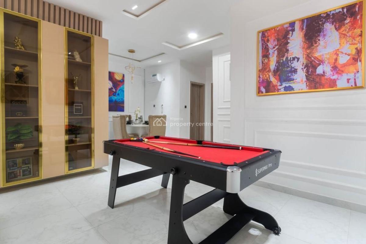 Nicely Furnished Three Bedroom Maisonette Penthouse in Lekki Phase 1, Lekki Phase 1, Lekki, Lagos, House Short Let