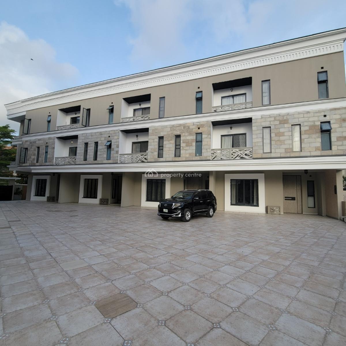 Excellent 5bedroom Duplex with a Bq and a Pool,gym, Ikoyi, Lagos, Terraced Duplex for Sale