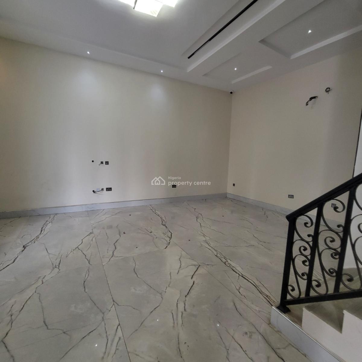 Excellent 5bedroom Duplex with a Bq and a Pool,gym, Ikoyi, Lagos, Terraced Duplex for Sale