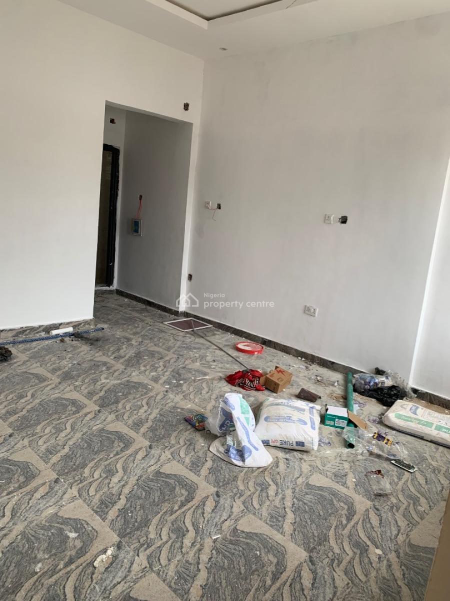 Spacious and Newly Renovated Room Selfcon Upstairs, Seaside Estate, Badore, Ajah, Lagos, Self Contain (single Rooms) for Rent
