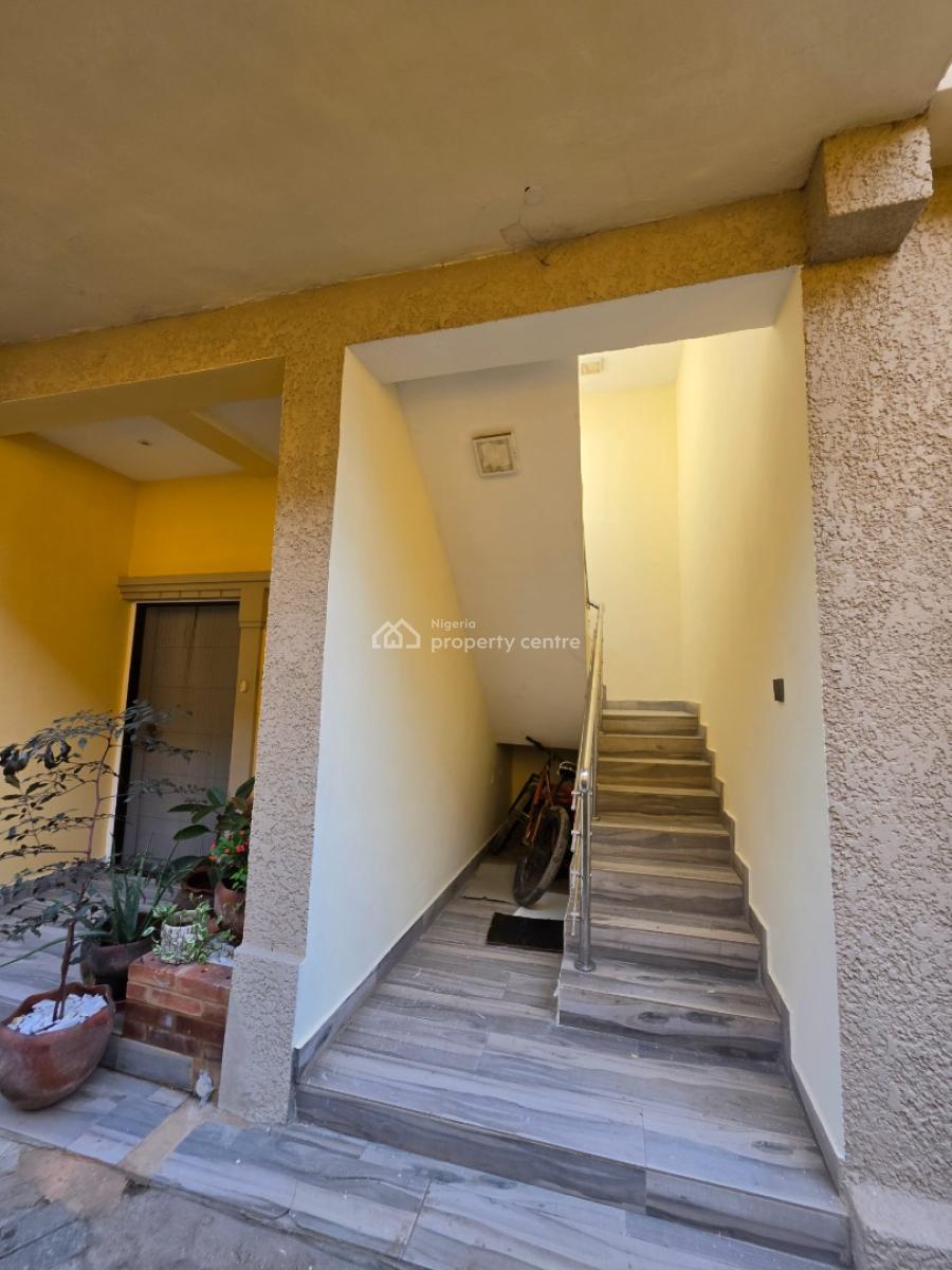 Well Maintained and Newly Renovated 3 Bedroom Serviced Flat with Bq, Off Bourdillon Road, Old Ikoyi, Ikoyi, Lagos, Flat / Apartment for Sale