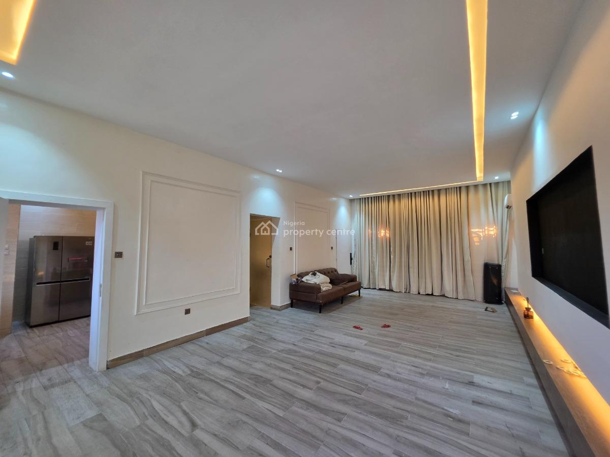 Well Maintained and Newly Renovated 3 Bedroom Serviced Flat with Bq, Off Bourdillon Road, Old Ikoyi, Ikoyi, Lagos, Flat / Apartment for Sale