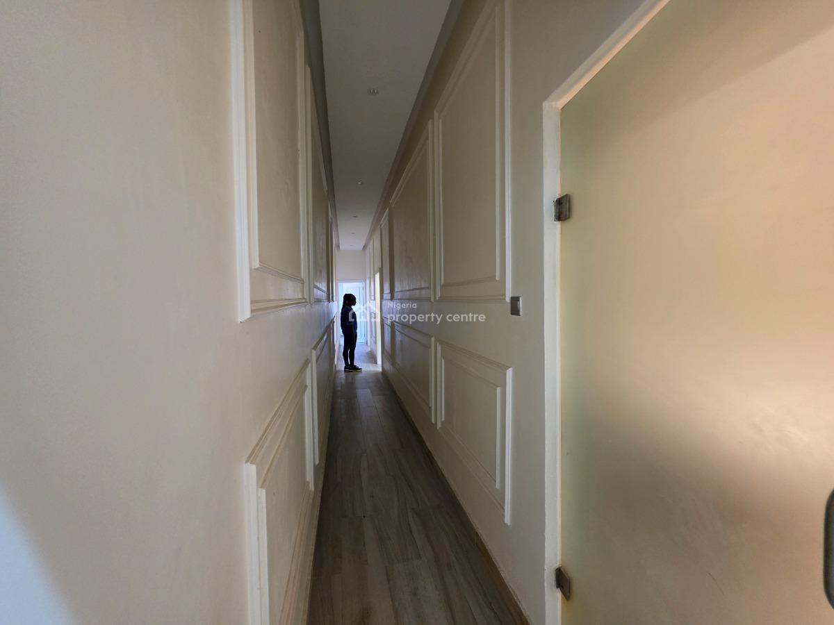 Well Maintained and Newly Renovated 3 Bedroom Serviced Flat with Bq, Off Bourdillon Road, Old Ikoyi, Ikoyi, Lagos, Flat / Apartment for Sale