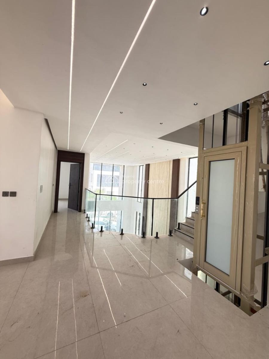 Luxury 6 Bedrooms+ 2 Bq and 1 Cinema Room, Lekki Phase 1, Lekki, Lagos, Detached Duplex for Sale