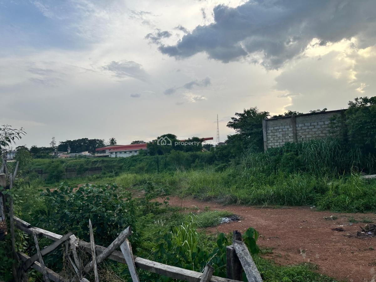 an Acre of Commercial Land Measuring 4,098sqms in a Commercialprecinct, Oke- Bola Close to Iyagangu, Magistrate Court Ibadan, Iyaganku, Ibadan, Oyo, Land for Sale