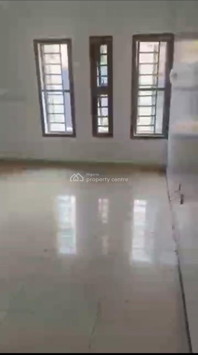 Standard 2 Bedroom Apartment, Gwarinpa, Abuja, Flat / Apartment for Rent