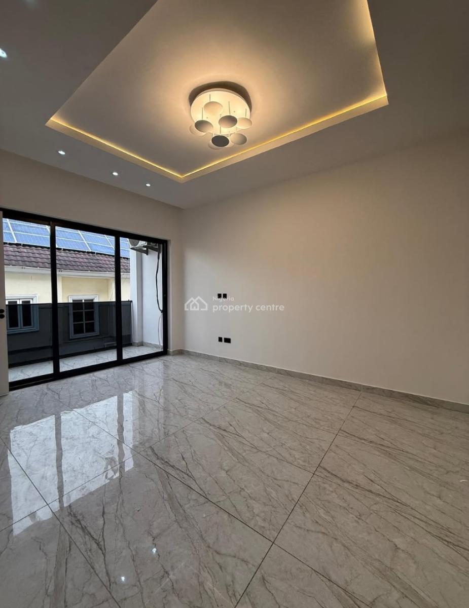 𝐁𝐄𝐀𝐔𝐓𝐈𝐅𝐔𝐋 3 𝐁𝐄𝐃𝐑𝐎𝐎𝐌 𝐌𝐀𝐈𝐒𝐎𝐍𝐄𝐓𝐓𝐄, Lekki Phase 1, Lekki, Lagos, Flat / Apartment for Rent