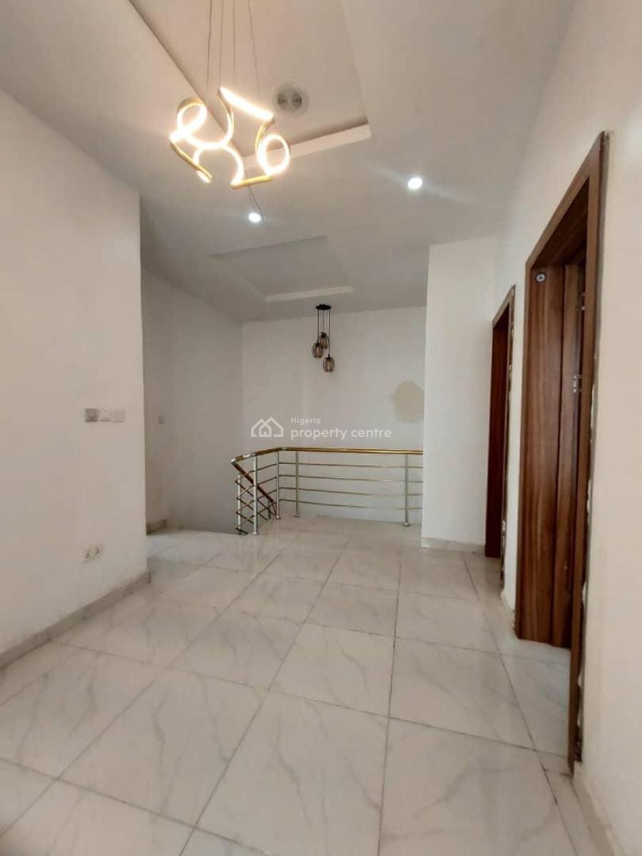 4 Bedroom Terrace, Off Domino Pizza Ologolo Lekki Lagos, Ologolo, Lekki, Lagos, Semi-detached Duplex for Rent