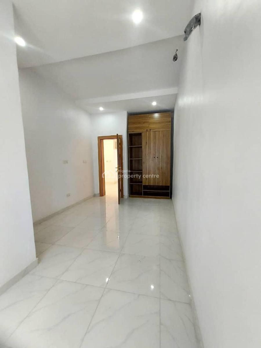 4 Bedroom Terrace, Off Domino Pizza Ologolo Lekki Lagos, Ologolo, Lekki, Lagos, Semi-detached Duplex for Rent