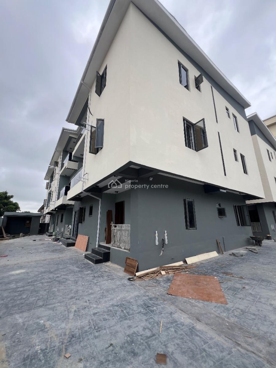 Newly Built 2bedroom Flat at Lekki Phase 1 All Rooms Are En-suite ., Off Bisola Durosinmi Etti Drive Lekki Phase 1, Lekki Phase 1, Lekki, Lagos, Flat / Apartment for Rent
