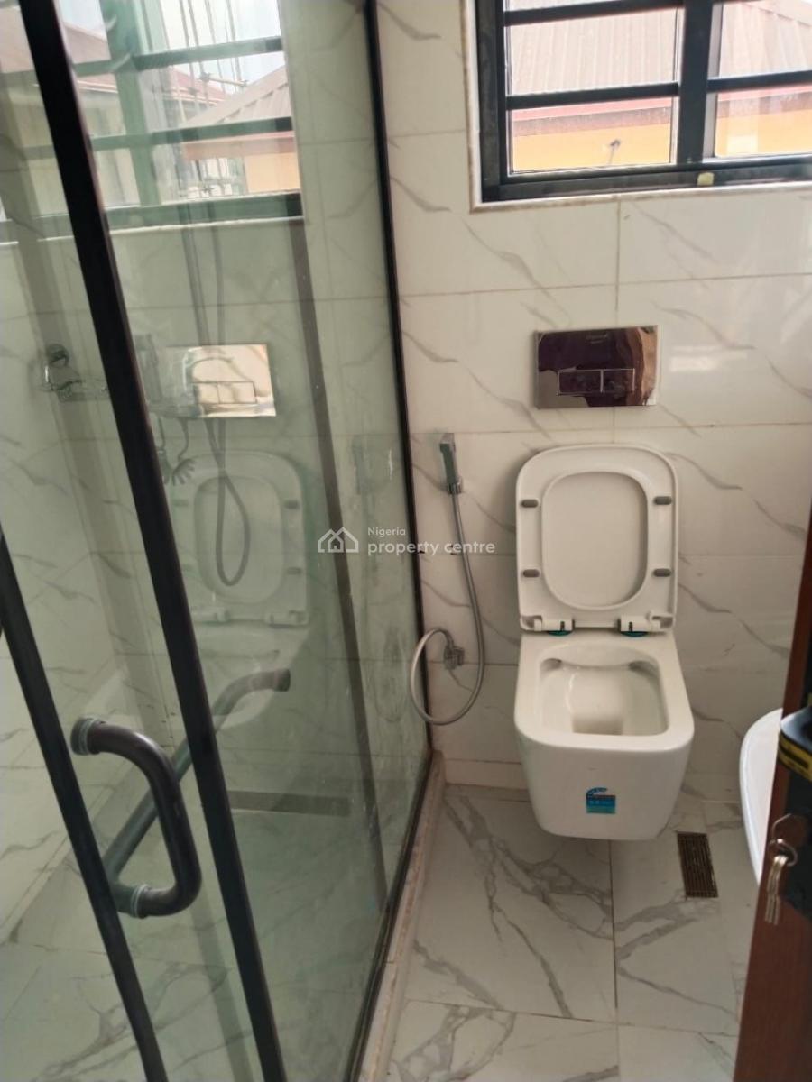 Fully Detached 5 Bed Room + 1 Box Room (6) & Bq*, Omole Phase 1, Ikeja, Lagos, Detached Duplex for Sale