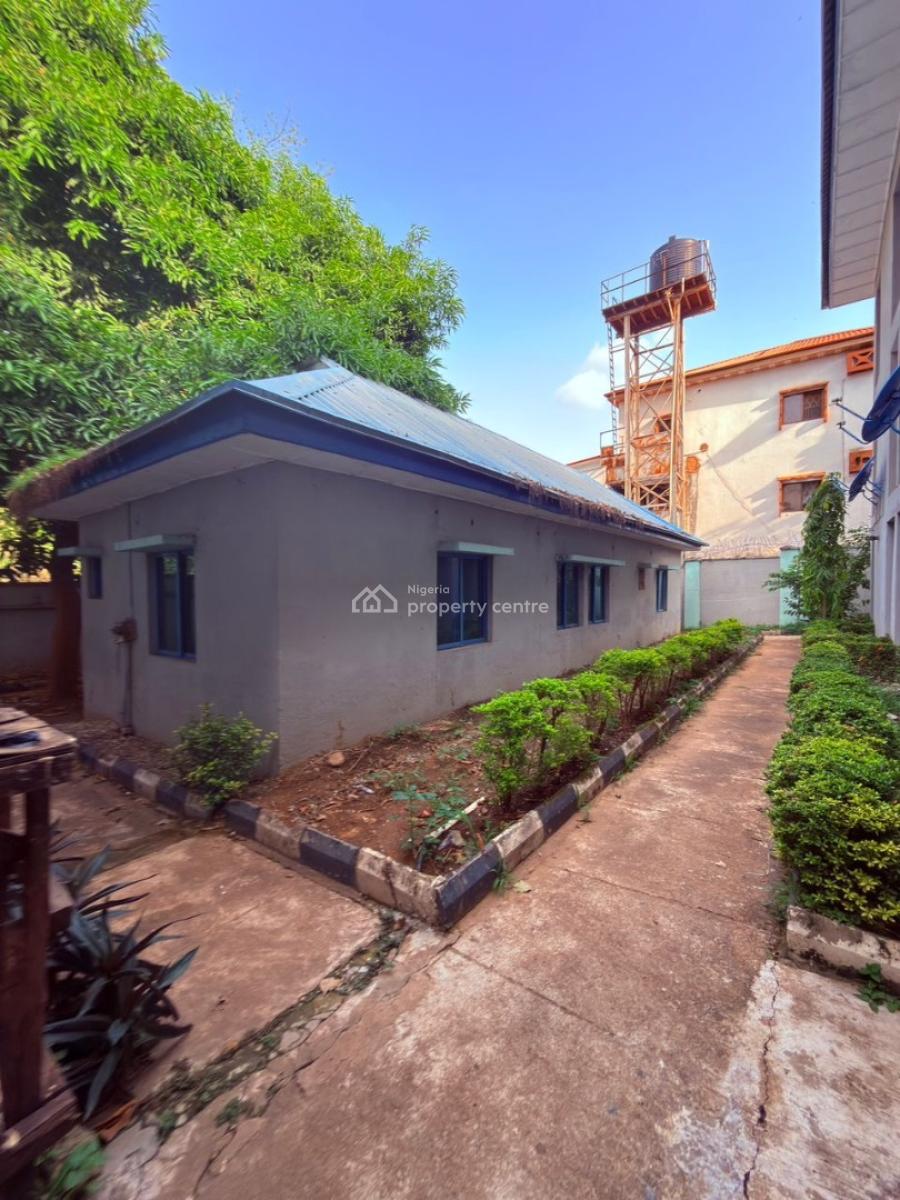 for Lease  22 Rooms ( Offices)  6bed Duplex  3room Bq 2 Conference Roo, Wuse 2, Abuja, Plaza / Complex / Mall for Rent