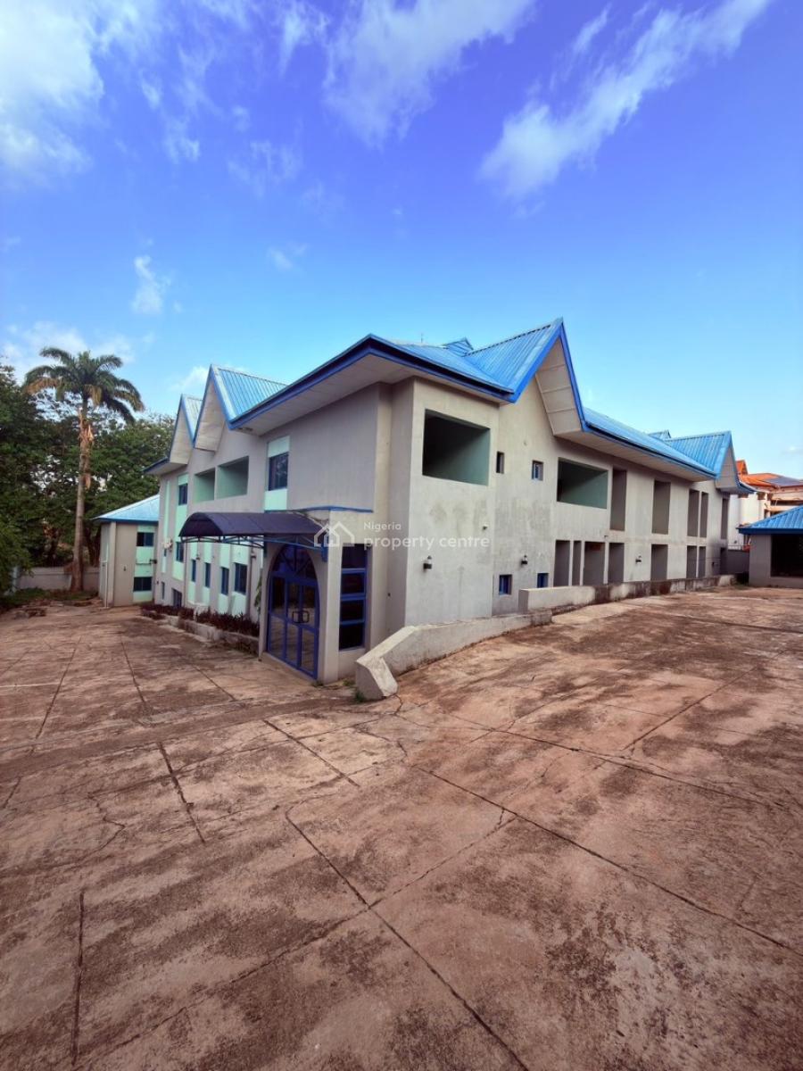 for Lease  22 Rooms ( Offices)  6bed Duplex  3room Bq 2 Conference Roo, Wuse 2, Abuja, Plaza / Complex / Mall for Rent