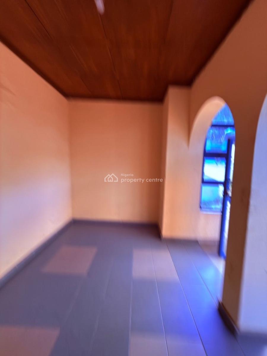 for Lease  22 Rooms ( Offices)  6bed Duplex  3room Bq 2 Conference Roo, Wuse 2, Abuja, Plaza / Complex / Mall for Rent