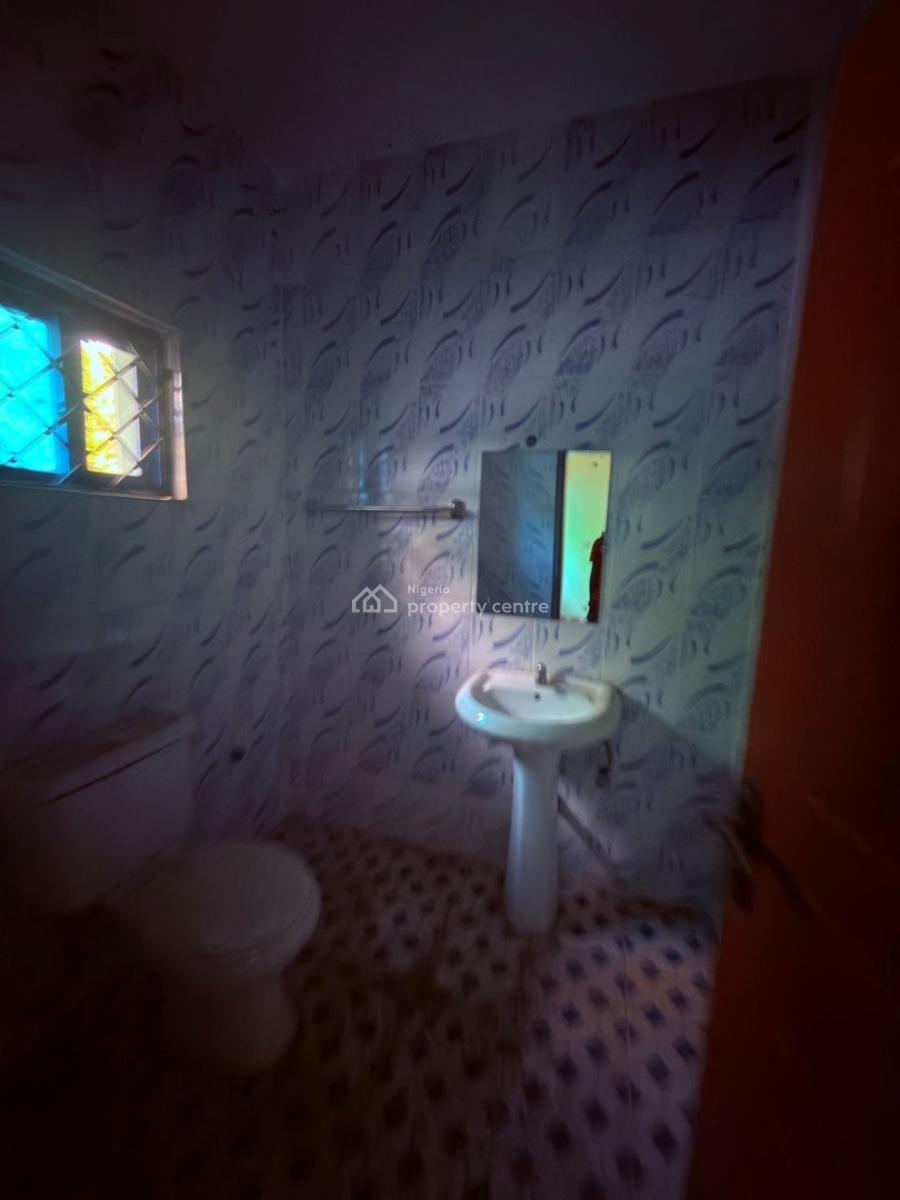 for Lease  22 Rooms ( Offices)  6bed Duplex  3room Bq 2 Conference Roo, Wuse 2, Abuja, Plaza / Complex / Mall for Rent