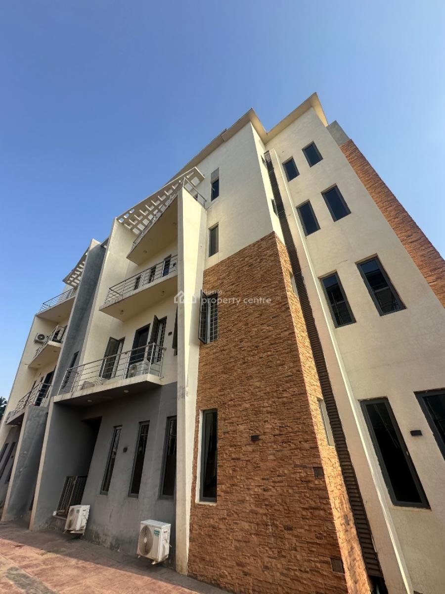 3bedrooms Flat in The Heart of Jahi 8million, Jahi, Abuja, Flat / Apartment for Rent