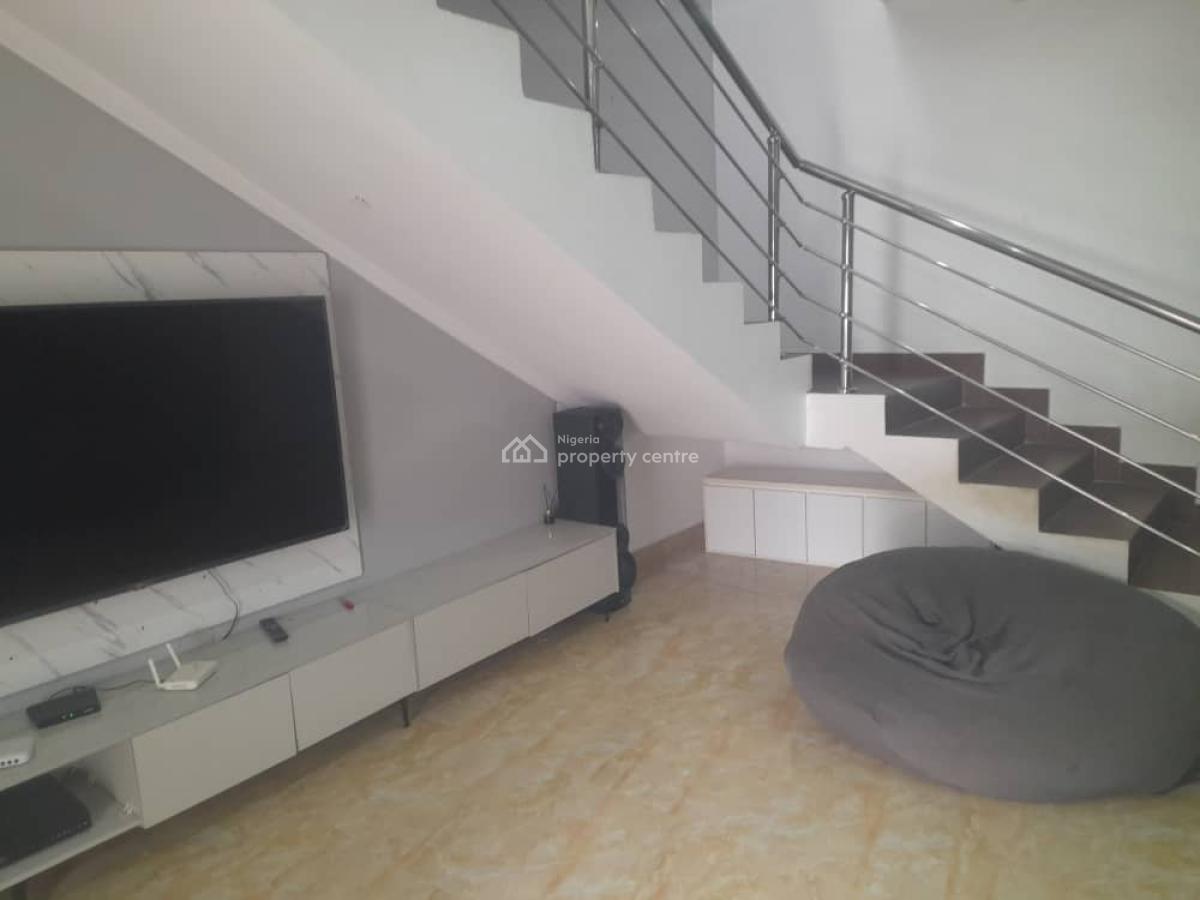 4 Bedrooms Terraced Duplex with Bq, Chevyview Estate, Chevron, Lekki, Lagos, Terraced Duplex for Sale
