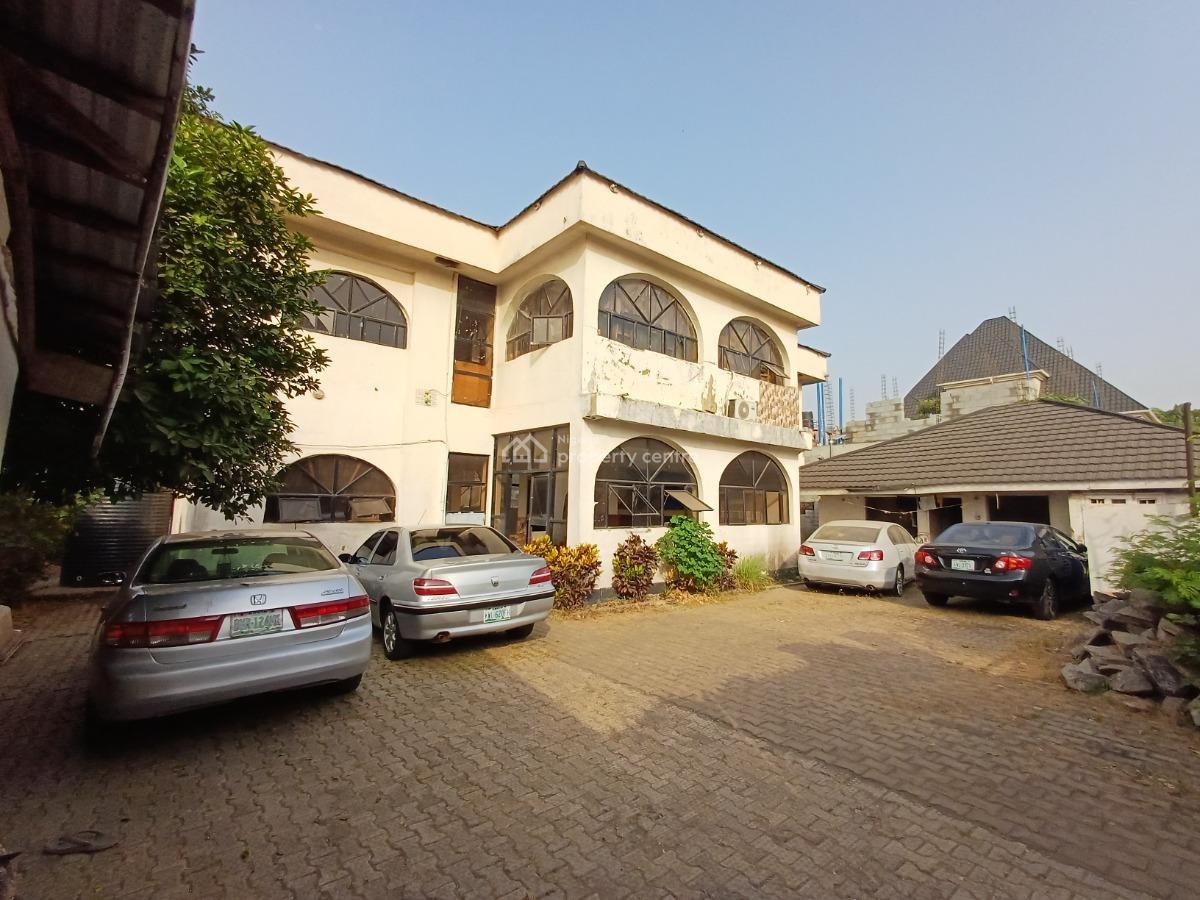 18 Rooms Guest House in a Prime Location, Zone 2, Wuse, Abuja, Hotel / Guest House for Rent