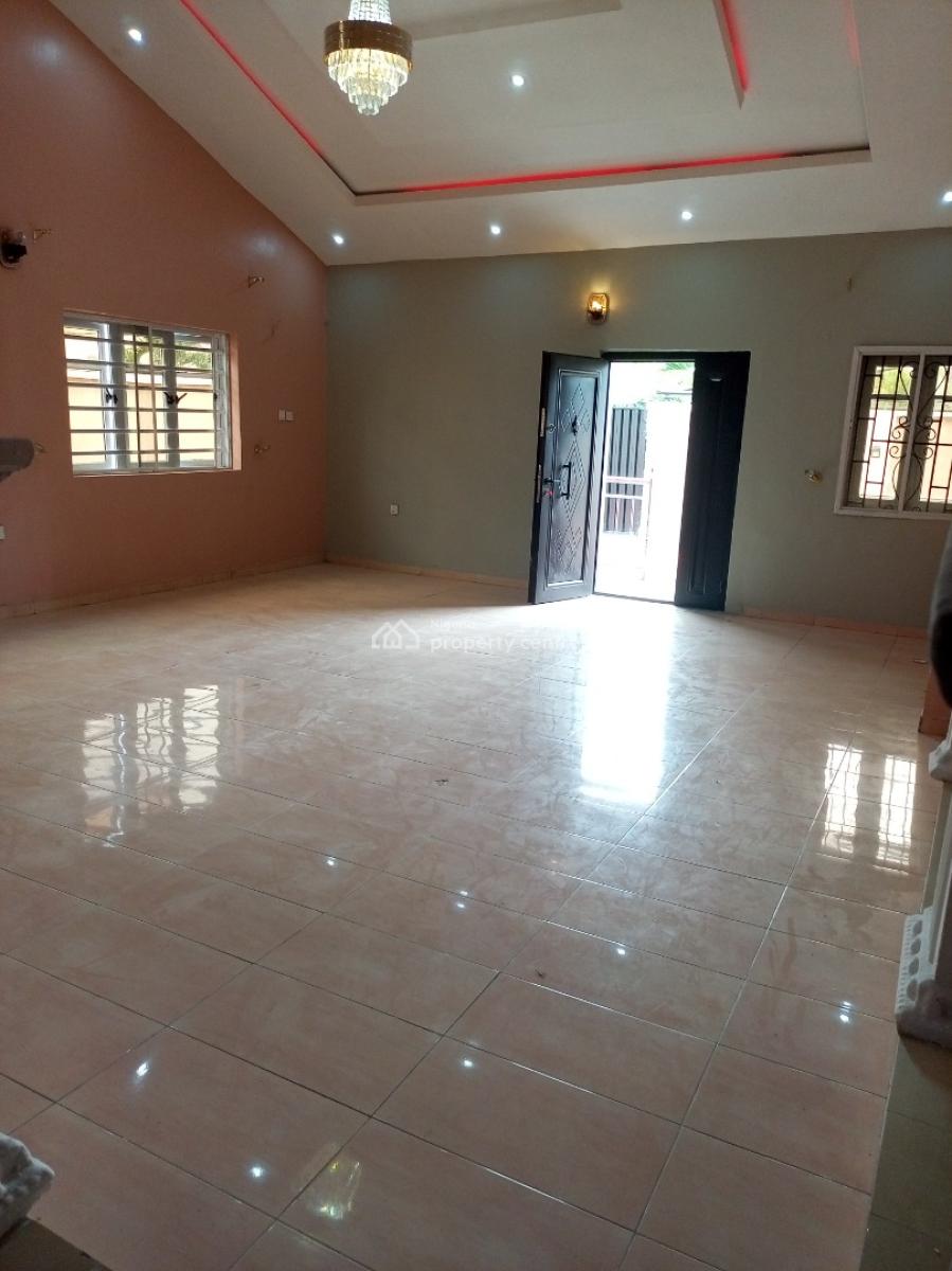 Beautiful Spacious 4bedroom 5car Park Secured Estate Close to Express, Secured Estate Close to Lekki Epe Expressway, Lakowe, Ibeju Lekki, Lagos, Detached Duplex for Rent