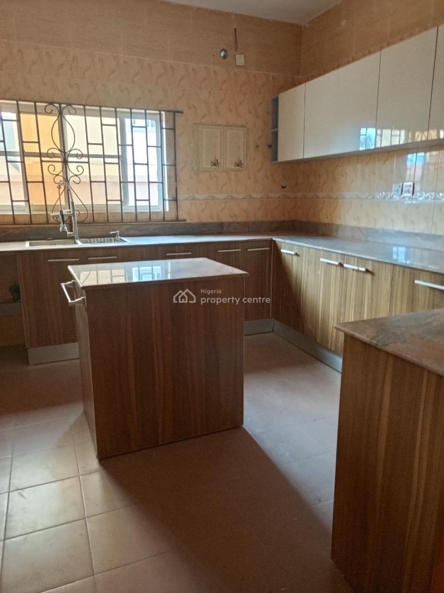 Beautiful Spacious 4bedroom 5car Park Secured Estate Close to Express, Secured Estate Close to Lekki Epe Expressway, Lakowe, Ibeju Lekki, Lagos, Detached Duplex for Rent
