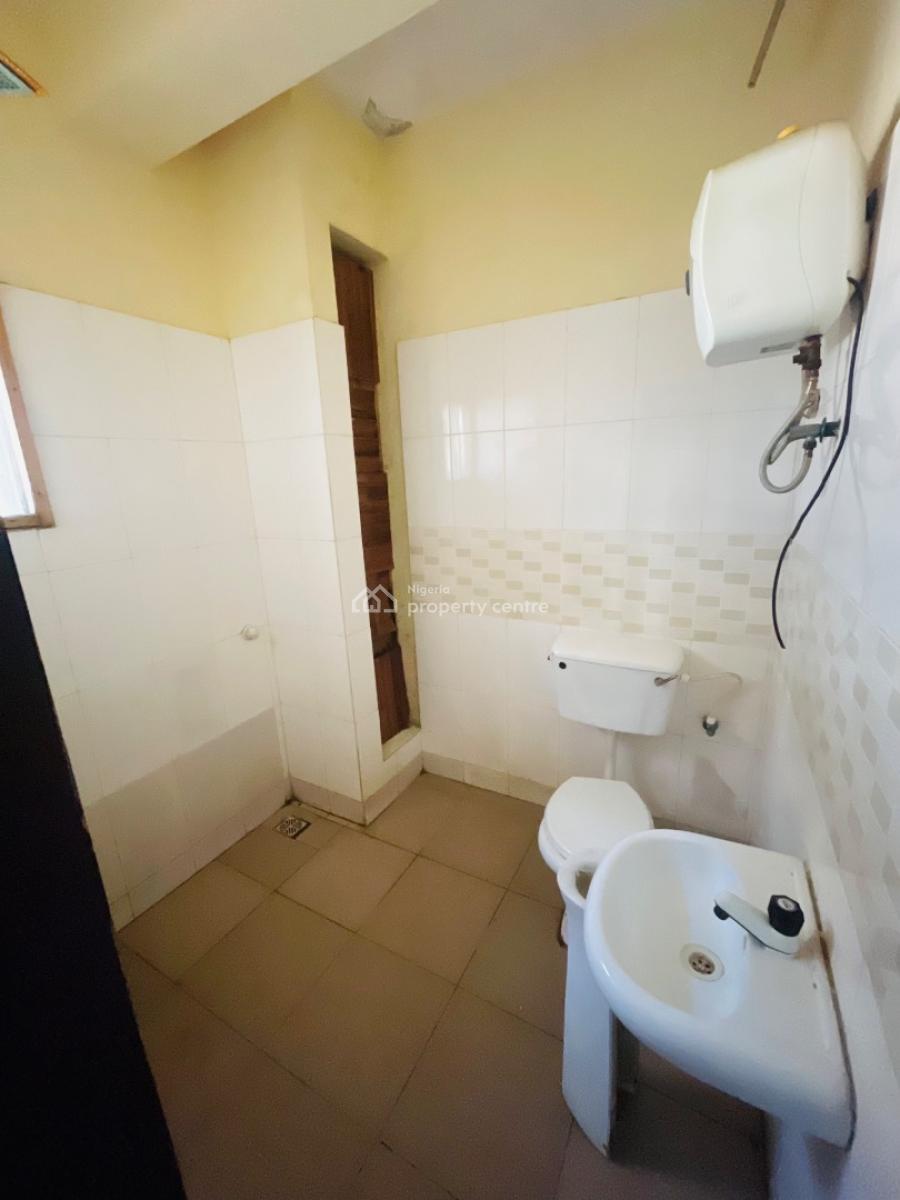 Very Spacious 3 Bedroom Apartment, Close to The Main Express, Ikota Villa, Lekki, Lagos, Flat / Apartment for Rent