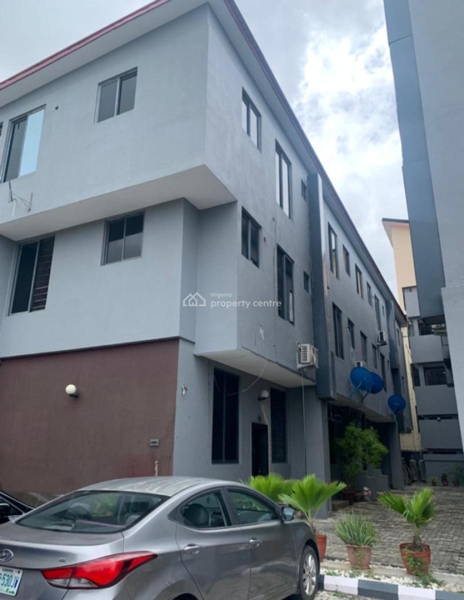 Nice Serviced 3 Bedroom Flat, Lekki Phase 1, Lekki, Lagos, Flat / Apartment for Rent