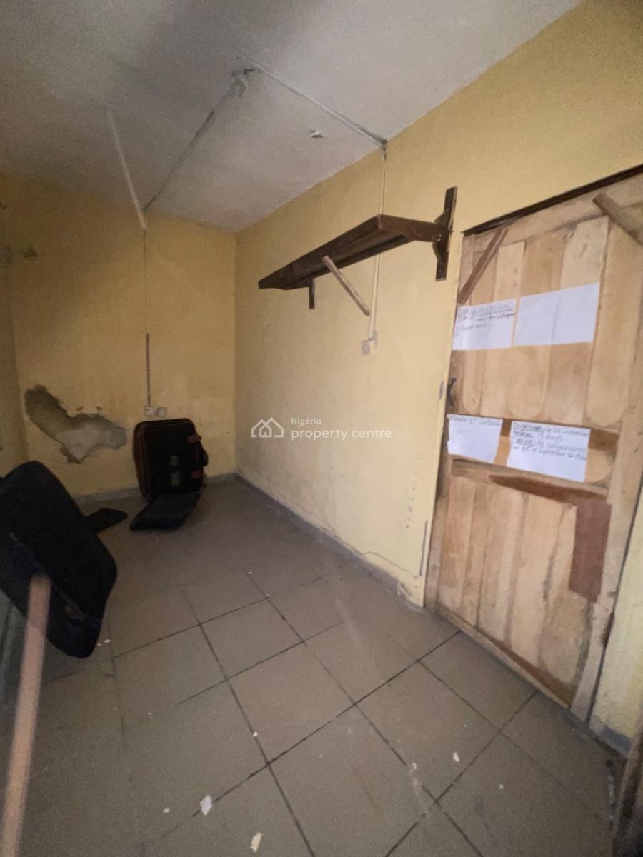 Affordable Miniflat 2 Toilet Close to Estate Gate Clean Water, Ado, Ado, Ajah, Lagos, House for Rent