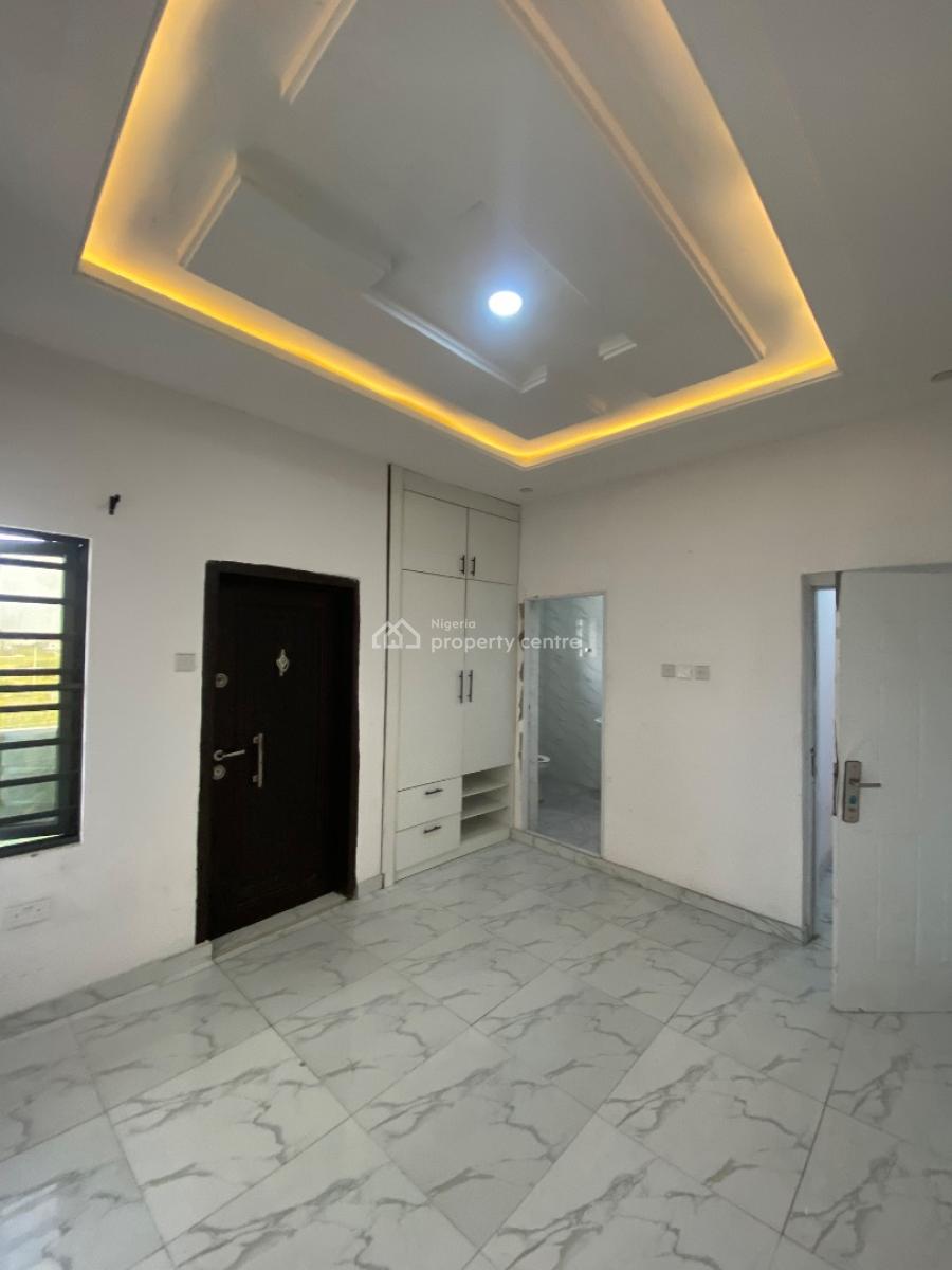Standard Two Bedroom Apartment, in an Estate in Sangotedo, Ajah, Lagos, Flat / Apartment for Rent