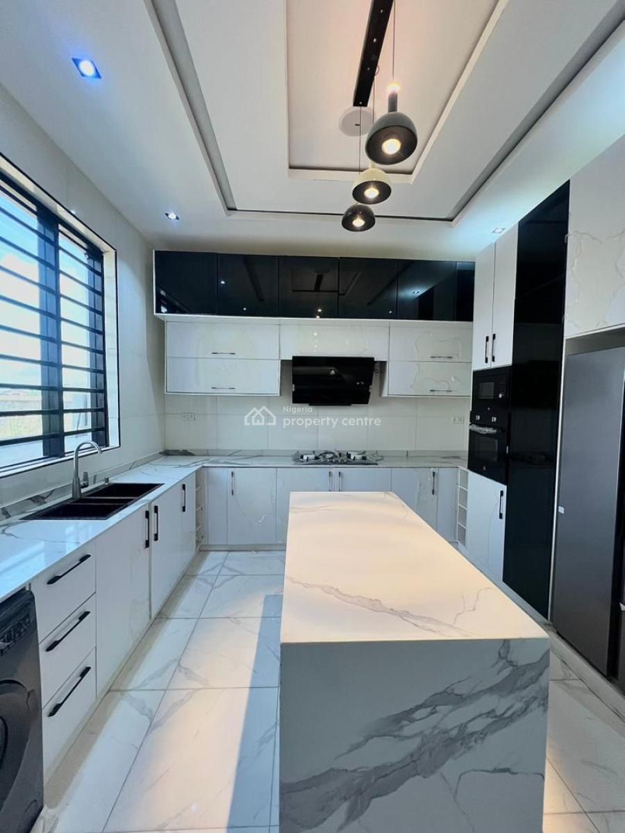 Budget Friendly  5 Bedroom Detached Duplex with a Swimming Pool & Bq, Chevron, Lekki, Lagos, Detached Duplex for Sale
