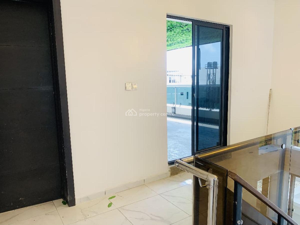 5 Bedroom Detached House with 2 Living Rooms, Osapa, Lekki, Lagos, Detached Duplex for Sale