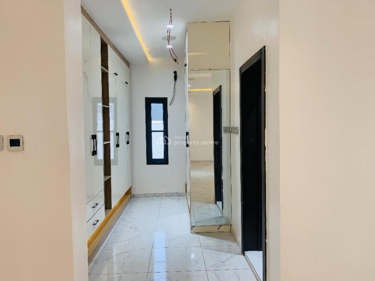 5 Bedroom Detached House with 2 Living Rooms, Osapa, Lekki, Lagos, Detached Duplex for Sale