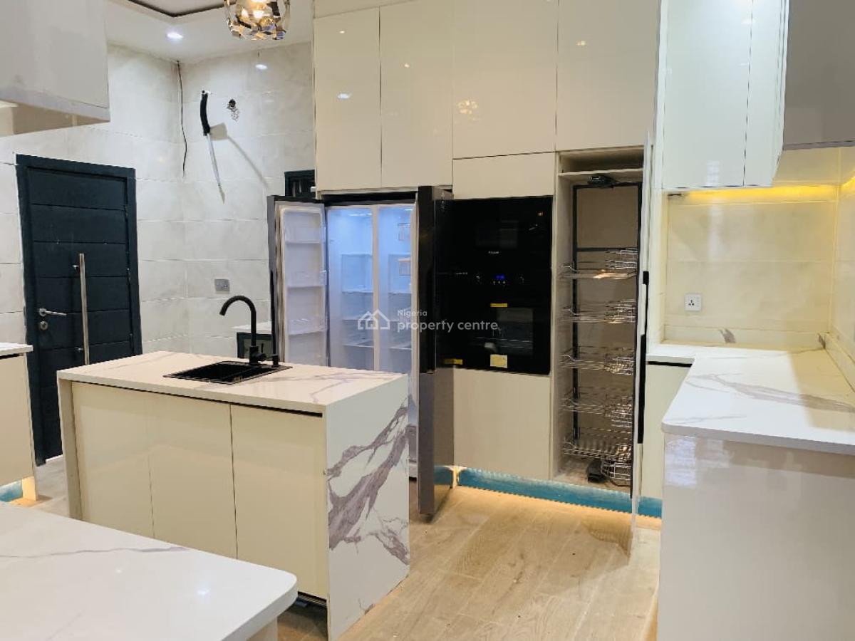 5 Bedroom Detached House with 2 Living Rooms, Osapa, Lekki, Lagos, Detached Duplex for Sale