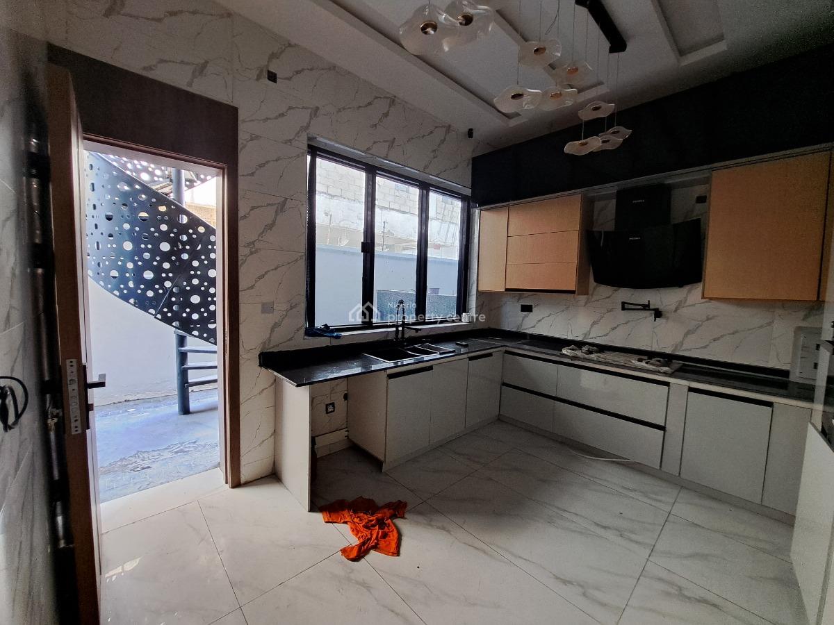 Luxury & Serviced 4 Bedroom Terraced Duplex with a Room Bq & Pool, Lekki Phase 1, Lekki, Lagos, Terraced Duplex for Rent