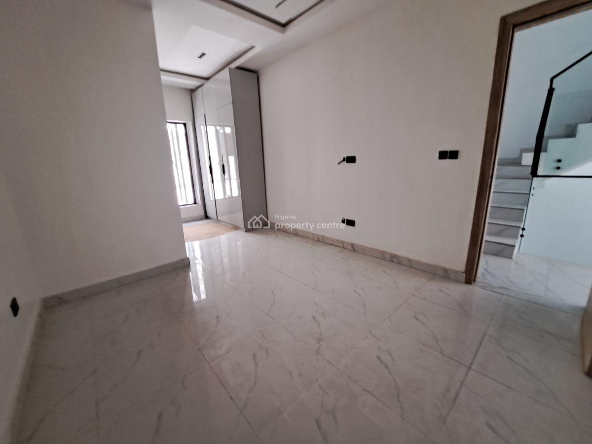 Luxury & Serviced 4 Bedroom Terraced Duplex with a Room Bq & Pool, Lekki Phase 1, Lekki, Lagos, Terraced Duplex for Rent