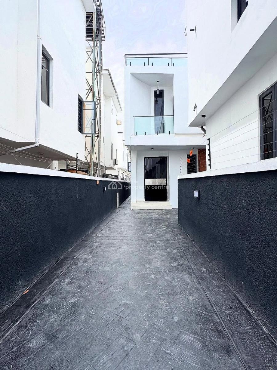 4bedroom Semi Detached Duplex, Ikota, Lekki, Lagos, Semi-detached Duplex for Sale