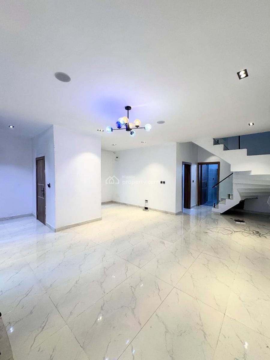 4bedroom Semi Detached Duplex, Ikota, Lekki, Lagos, Semi-detached Duplex for Sale