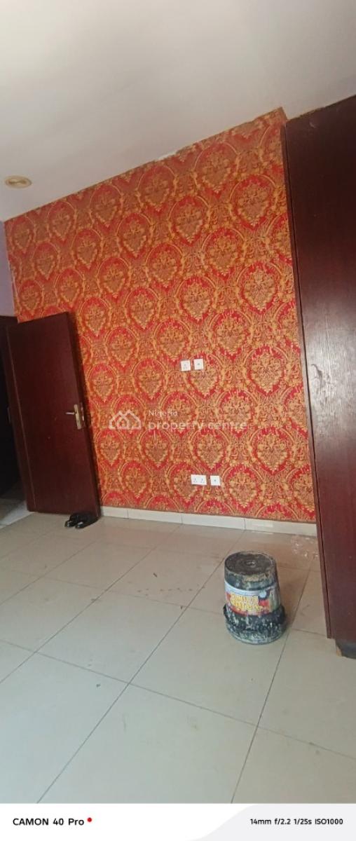 Room Upstairs Shared Apartment in Chevron, Chevy View Estate, Lekki, Lagos, Self Contain (single Rooms) for Rent