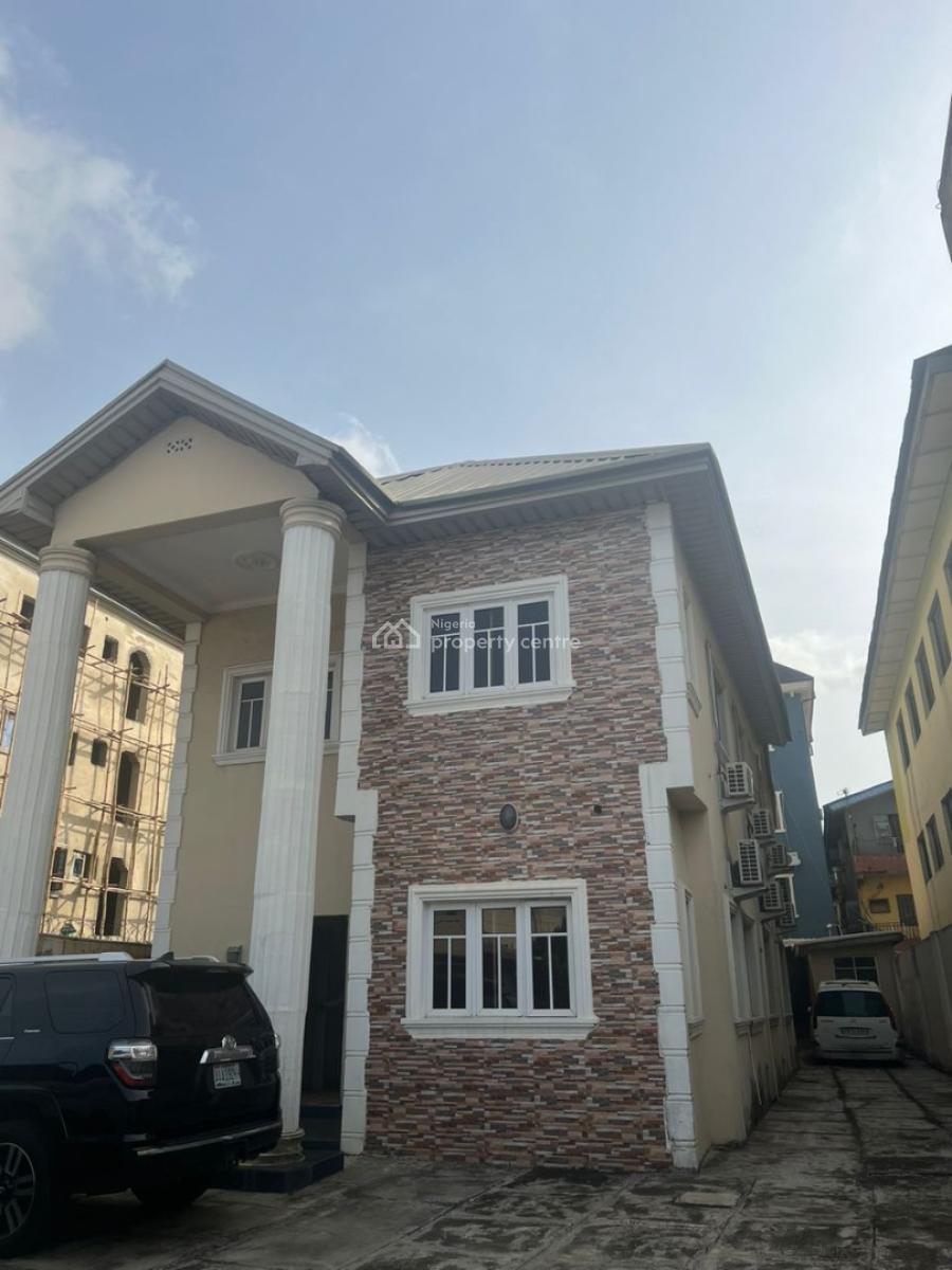 14 Rooms Commercial Property with Hospital Furniture, Old Yaba Road, Yaba, Lagos, Office Space for Rent